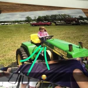 Meet your Posher, Jennaya